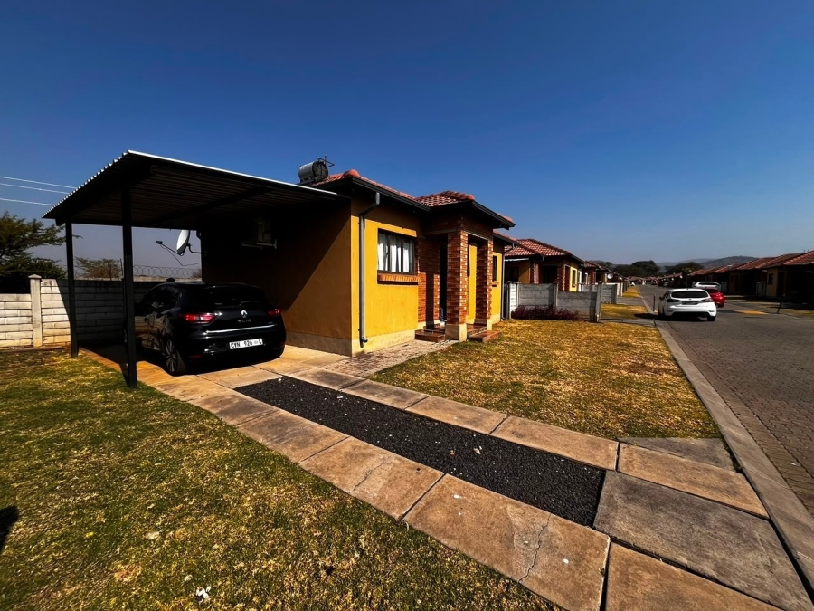 To Let 2 Bedroom Property for Rent in Waterval East North West